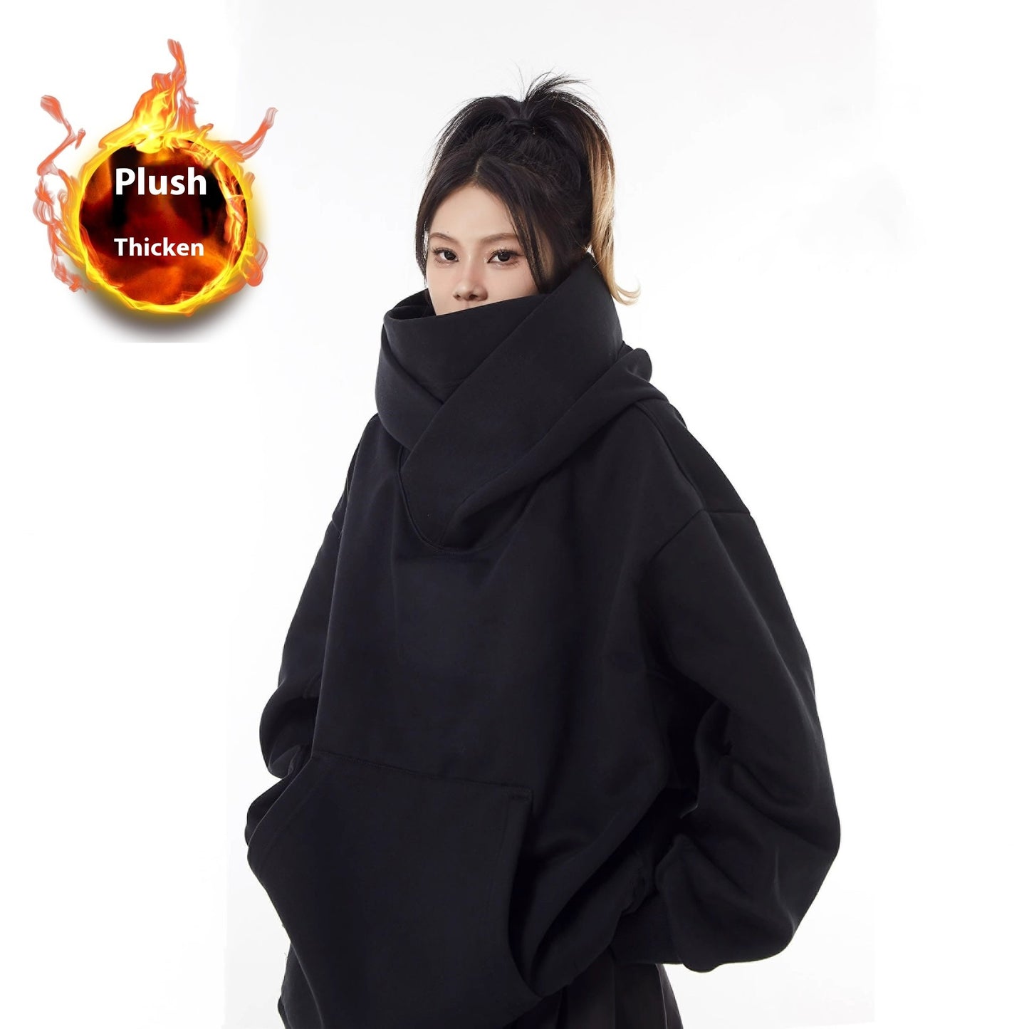 Sudadera con capucha, forro polar y cuello alto holgado