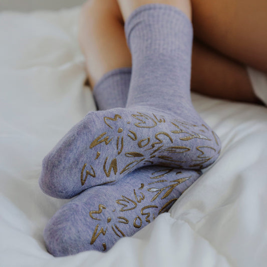 Calcetines Serene - Calcetines antideslizantes de algodón orgánico para adultos - 4 estaciones - Lavanda - 2 pares